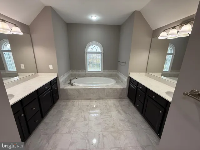 $5,600 | 42635 Gold Thread Drive, Chantilly, VA 20152