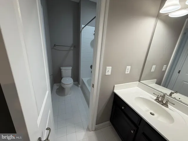 $5,600 | 42635 Gold Thread Drive, Chantilly, VA 20152