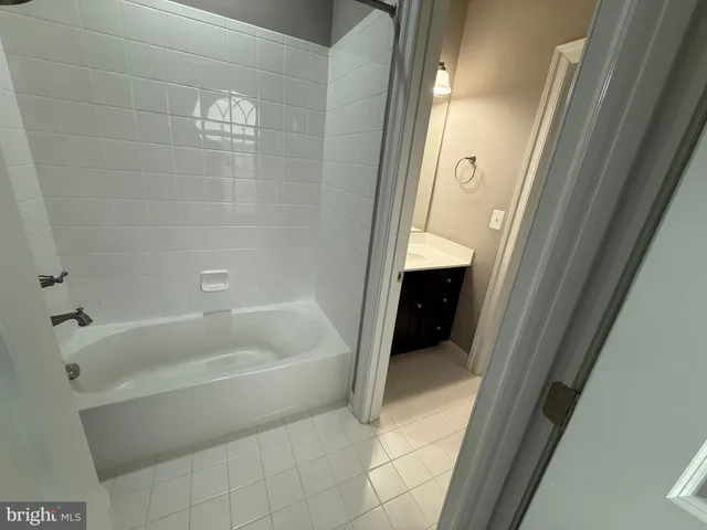 $5,600 | 42635 Gold Thread Drive, Chantilly, VA 20152