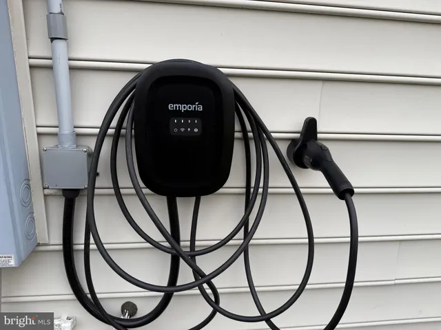 $5,600 | 42635 Gold Thread Drive, Chantilly, VA 20152