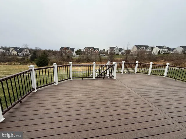 $5,600 | 42635 Gold Thread Drive, Chantilly, VA 20152