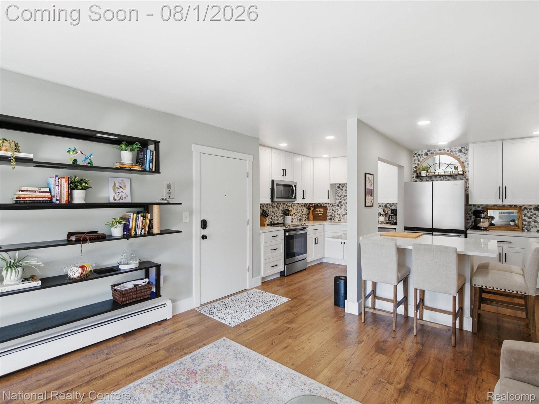 4909 Crooks Road, Unit C11 Royal Oak, MI 48073 - Photo 9 of 27 11-DSC09753.jpg