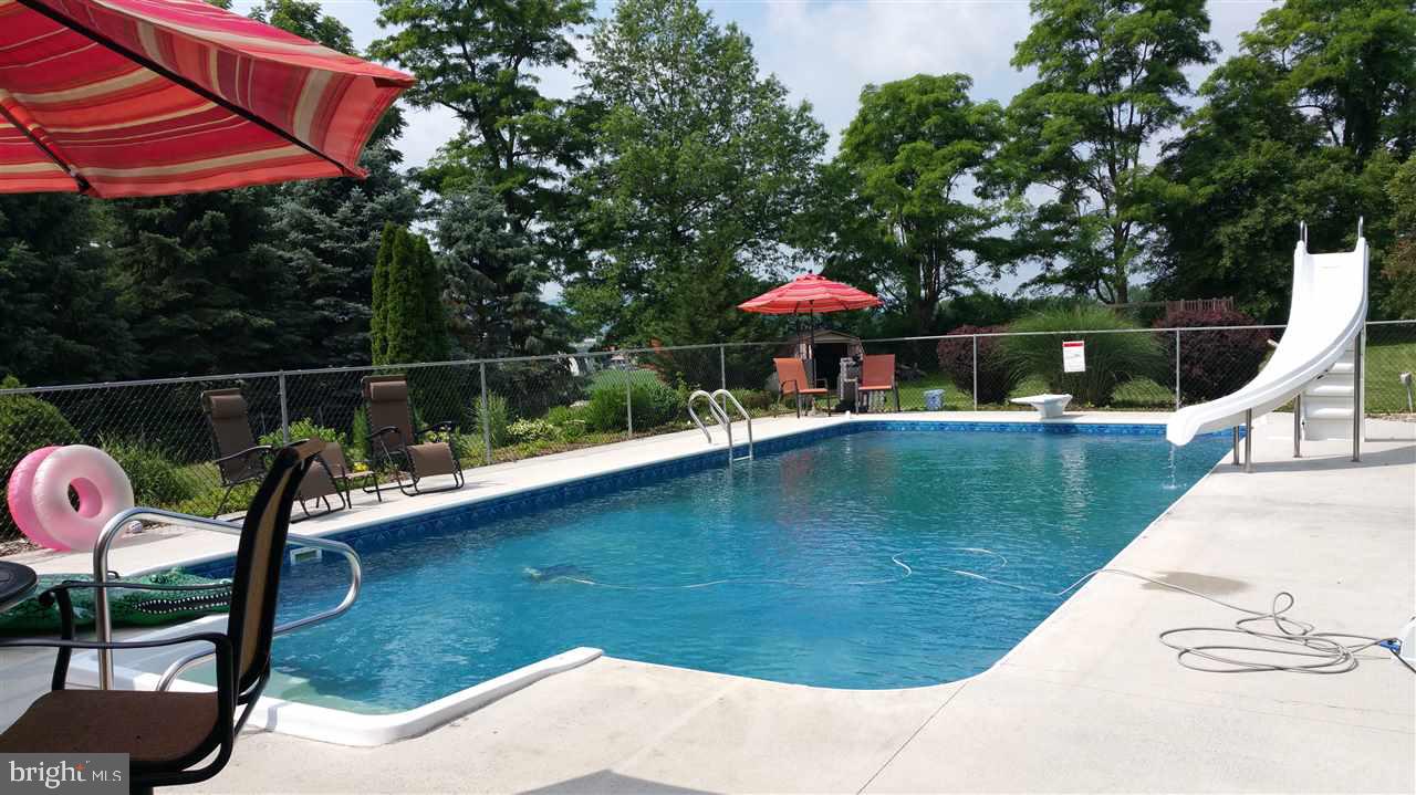 1333 Zimmerman Road Carlisle, PA 17015 - Photo 17 of 21 Gallery Image 17