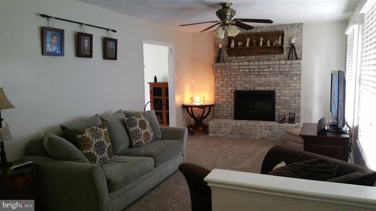 1333 Zimmerman Road Carlisle, PA 17015 - Photo 3 of 21 Gallery Image 3