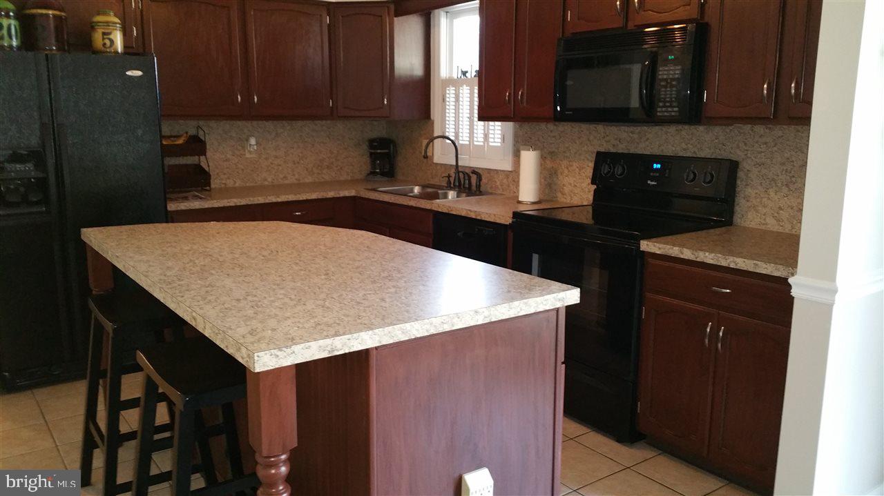 1333 Zimmerman Road Carlisle, PA 17015 - Photo 4 of 21 Gallery Image 4