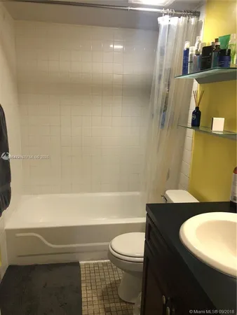 $2,500 | 1035 West Avenue, Unit 306, Miami Beach, FL 33139