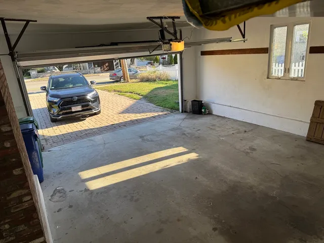 a view of a garage