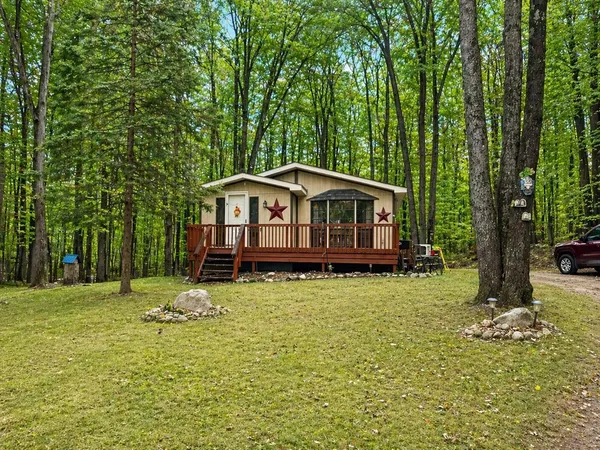 $145,000 | 2081 Hemlock Lane, Farwell, MI 48622