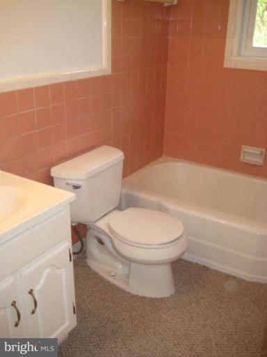 3707 Kayson Street Silver Spring, MD 20906 - Photo 13 of 25 Bath #2