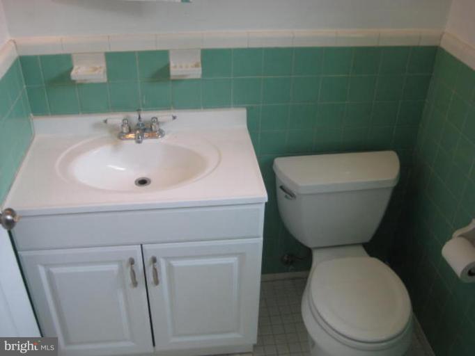 3707 Kayson Street Silver Spring, MD 20906 - Photo 15 of 25 Bath #4