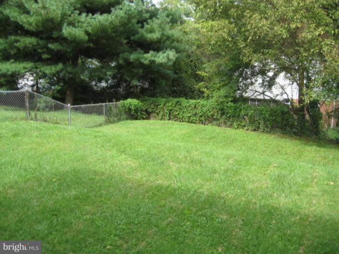 3707 Kayson Street Silver Spring, MD 20906 - Photo 21 of 25 Back yard