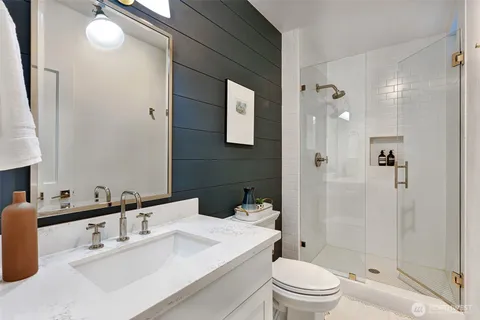 $1,875,000 | 8026 46th Avenue Southwest, Seattle, WA 98136