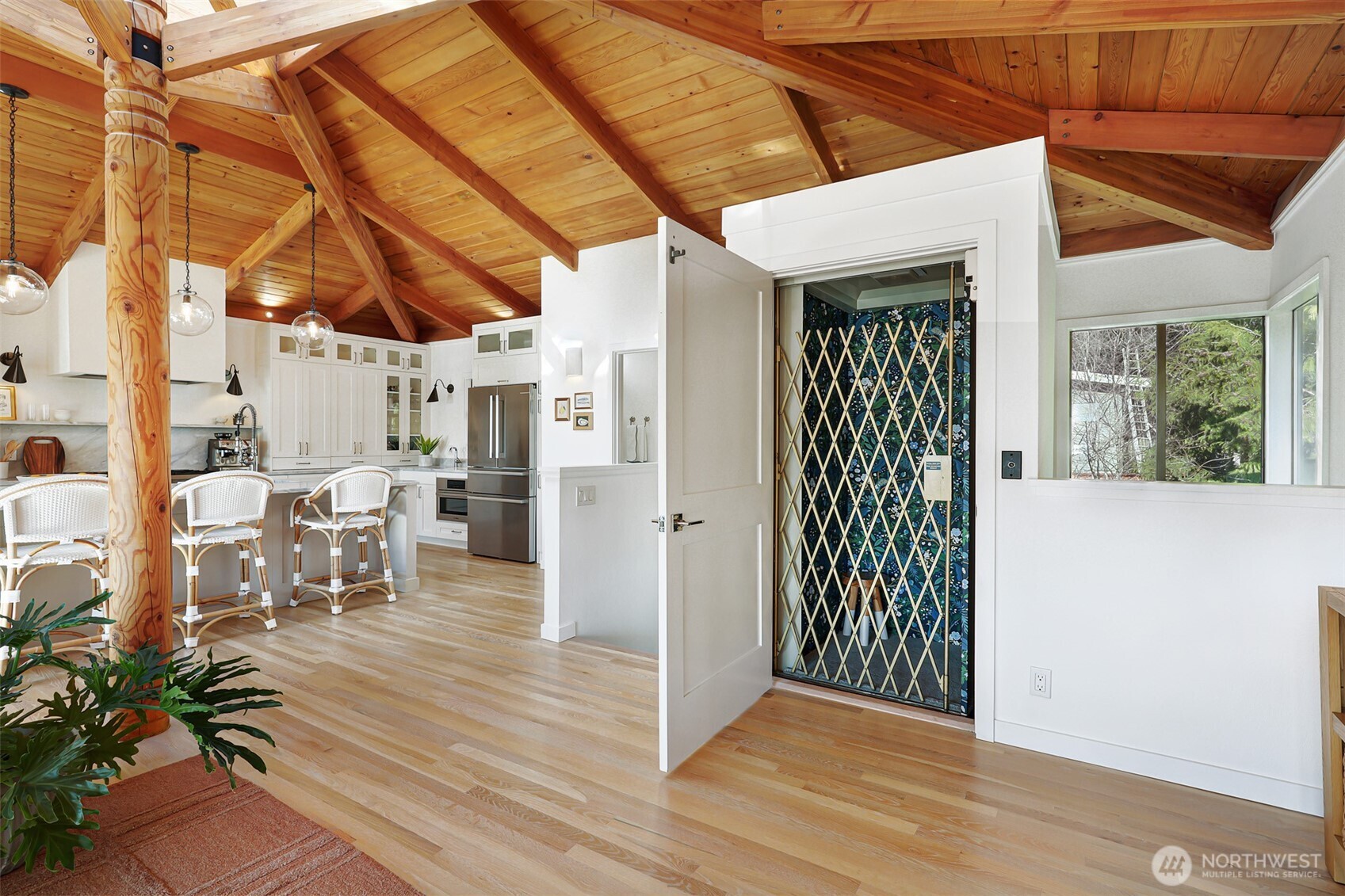 8026 46th Avenue Southwest Seattle, WA 98136 - Photo 26 of 40