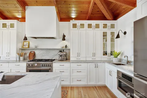 $1,875,000 | 8026 46th Avenue Southwest, Seattle, WA 98136