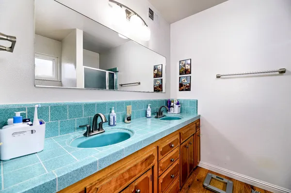 $457,000 | 1461 East Vartikian Avenue, Fresno, CA 93710