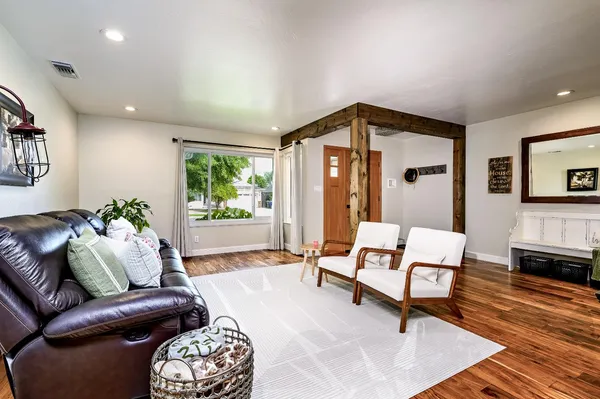 $457,000 | 1461 East Vartikian Avenue, Fresno, CA 93710