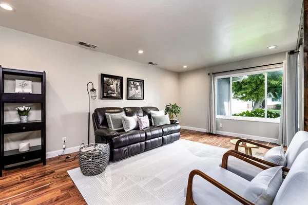 $457,000 | 1461 East Vartikian Avenue, Fresno, CA 93710