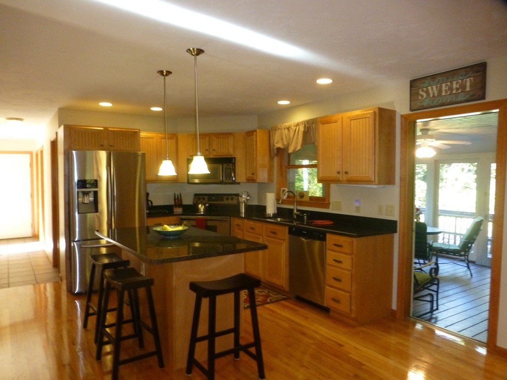 20 Country Club Road Sterling, MA 01564 - Photo 2 of 30 Gallery Image 2