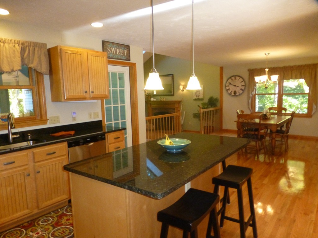 20 Country Club Road Sterling, MA 01564 - Photo 3 of 30 Gallery Image 3