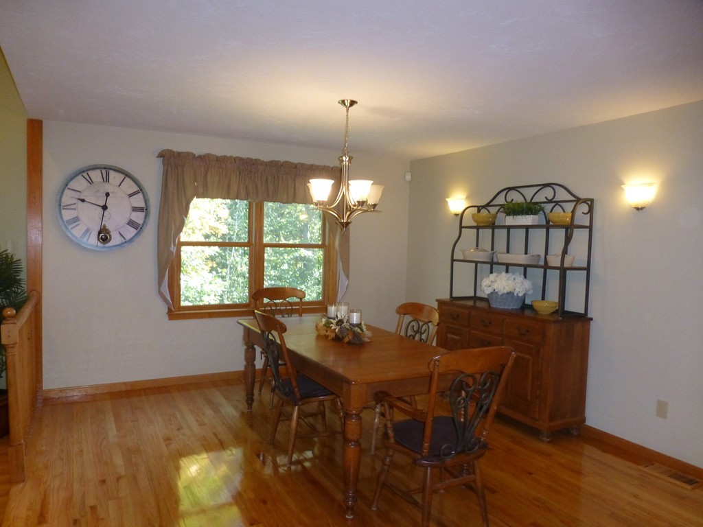 20 Country Club Road Sterling, MA 01564 - Photo 5 of 30 Gallery Image 5