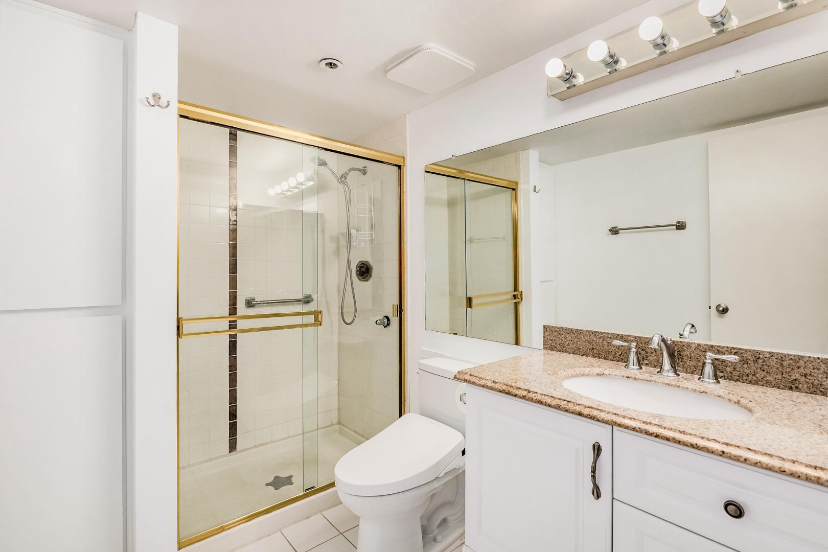 7950 East Camelback Road, Unit 305 Scottsdale, AZ 85251 - Photo 12 of 34 Photo #12