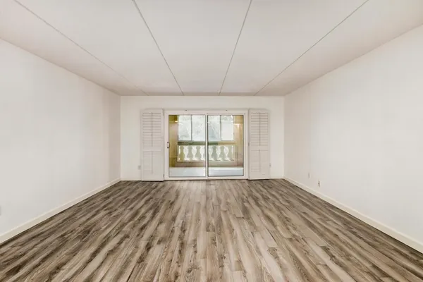 $2,350 | 7950 East Camelback Road, Unit 305, Scottsdale, AZ 85251