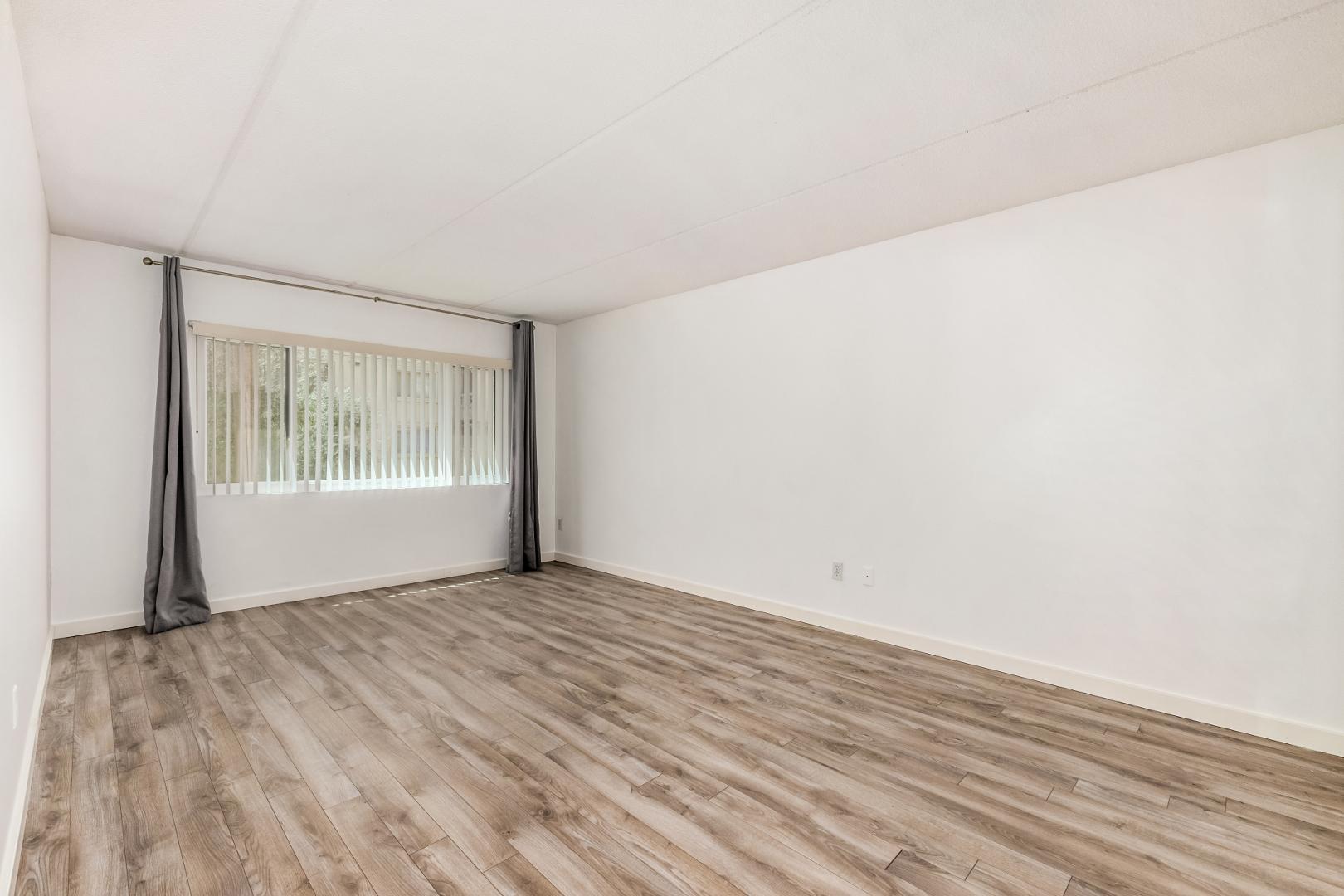 7950 East Camelback Road, Unit 305 Scottsdale, AZ 85251 - Photo 9 of 34 Photo #9