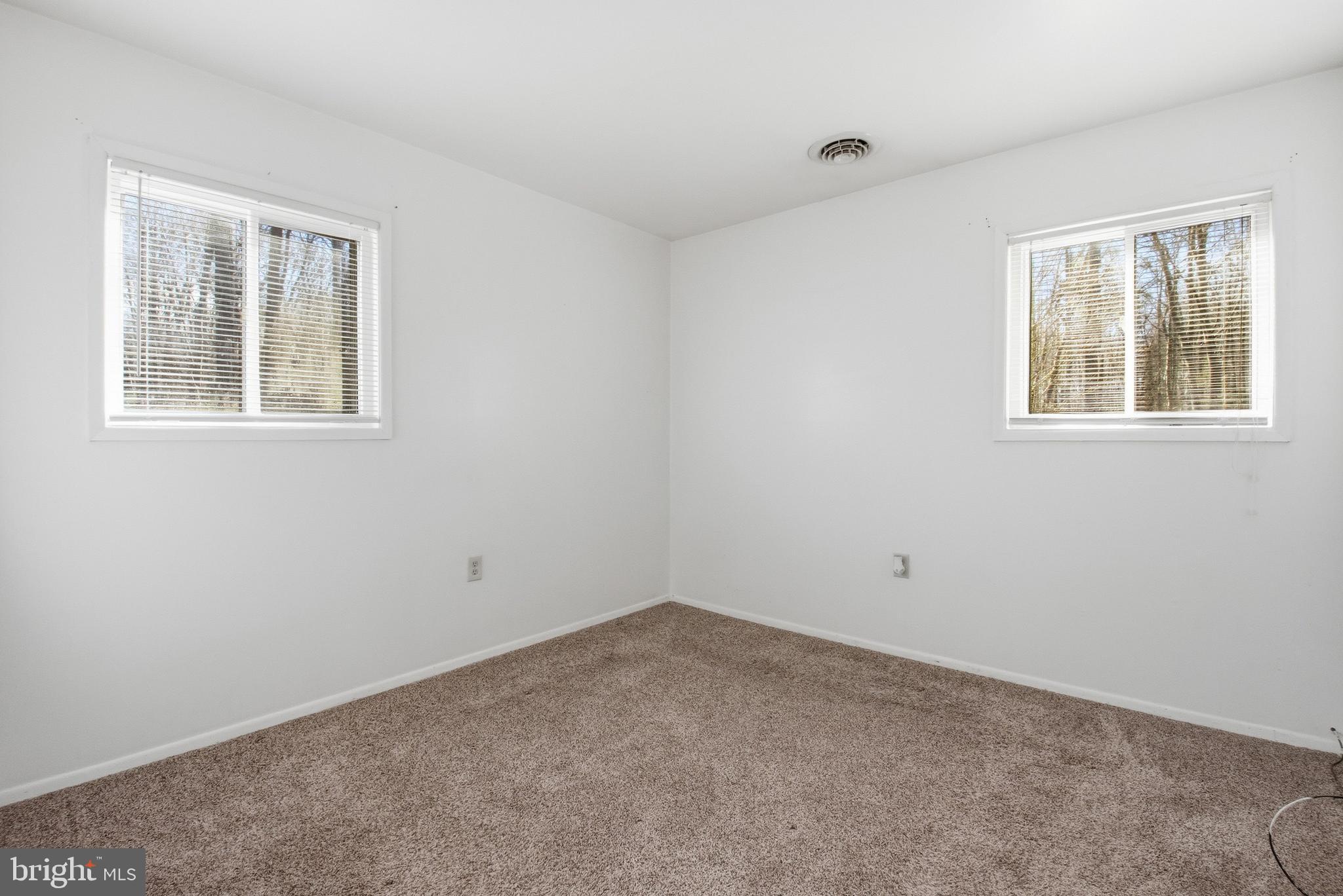 1469 Cedarhurst Road Shady Side, MD 20764 - Photo 14 of 19