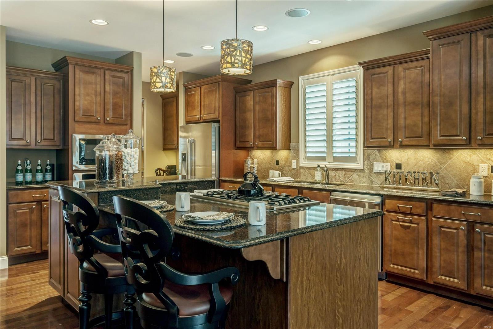 16338 Baxter Road Chesterfield, MO 63005 - Photo 12 of 35 Gallery Image 12