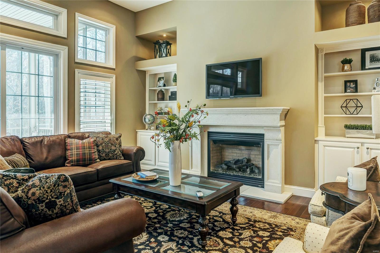 16338 Baxter Road Chesterfield, MO 63005 - Photo 16 of 35 Gallery Image 16