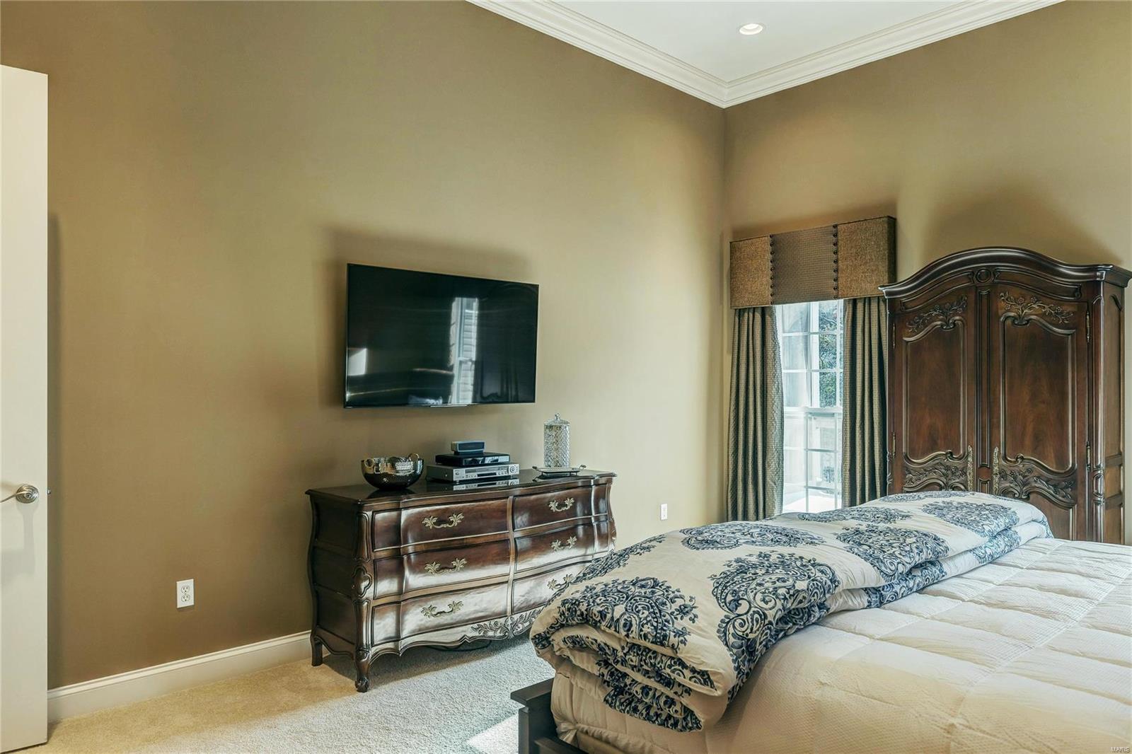 16338 Baxter Road Chesterfield, MO 63005 - Photo 21 of 35 Gallery Image 21