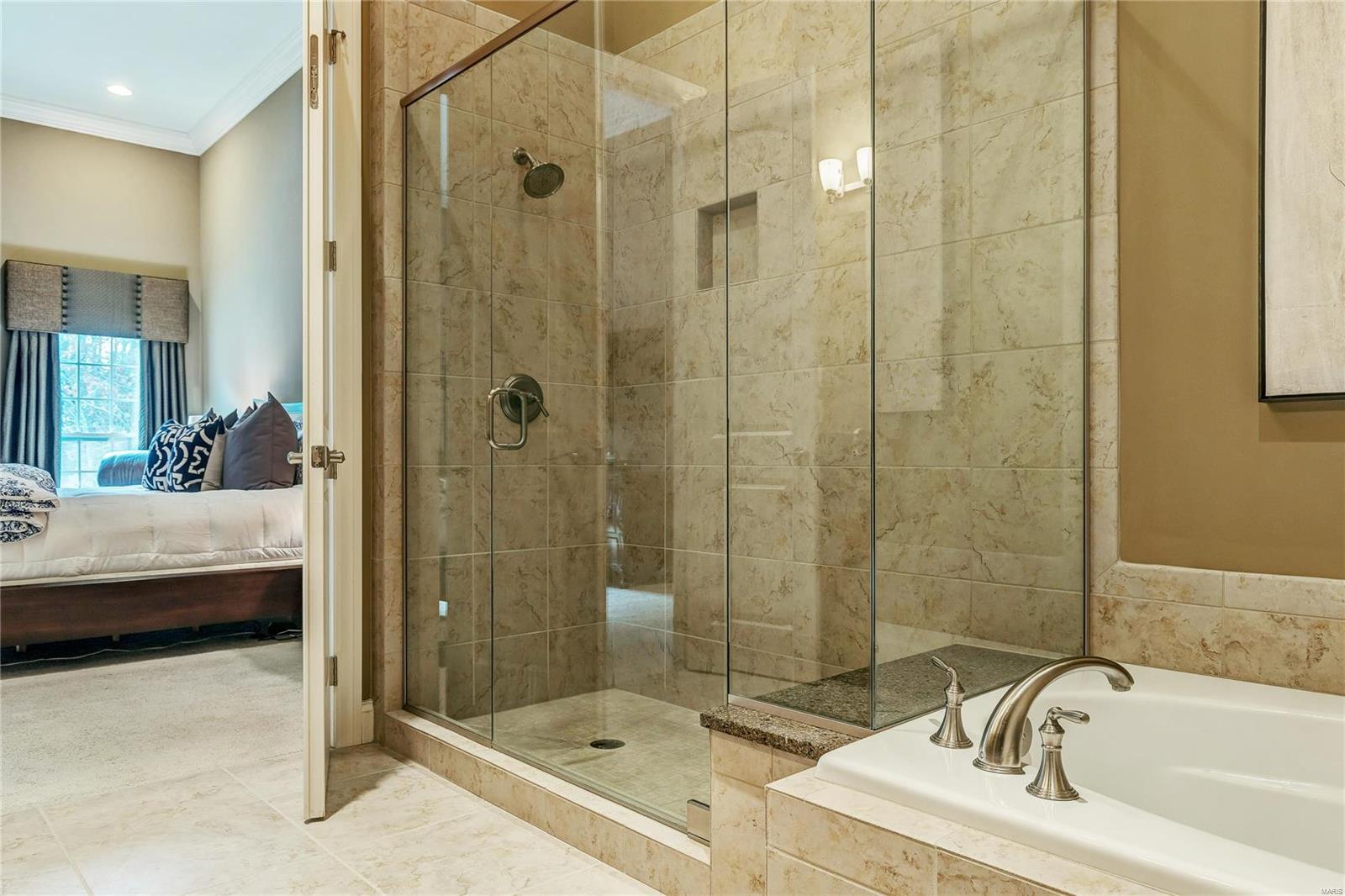 16338 Baxter Road Chesterfield, MO 63005 - Photo 25 of 35 Gallery Image 25