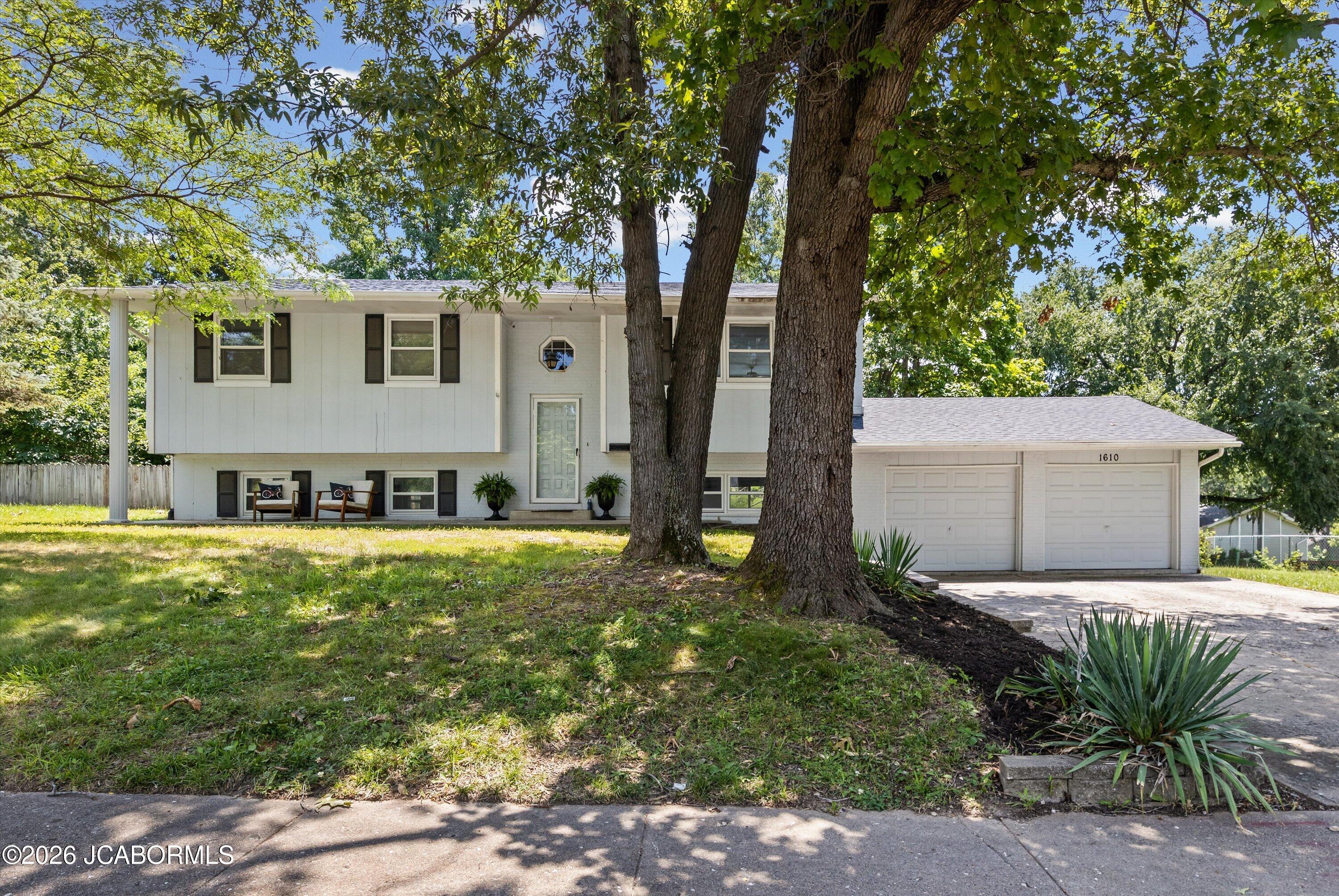 1610 Blue Ridge Road Columbia, MO 65202 - Photo 2 of 42 Gallery Image 2