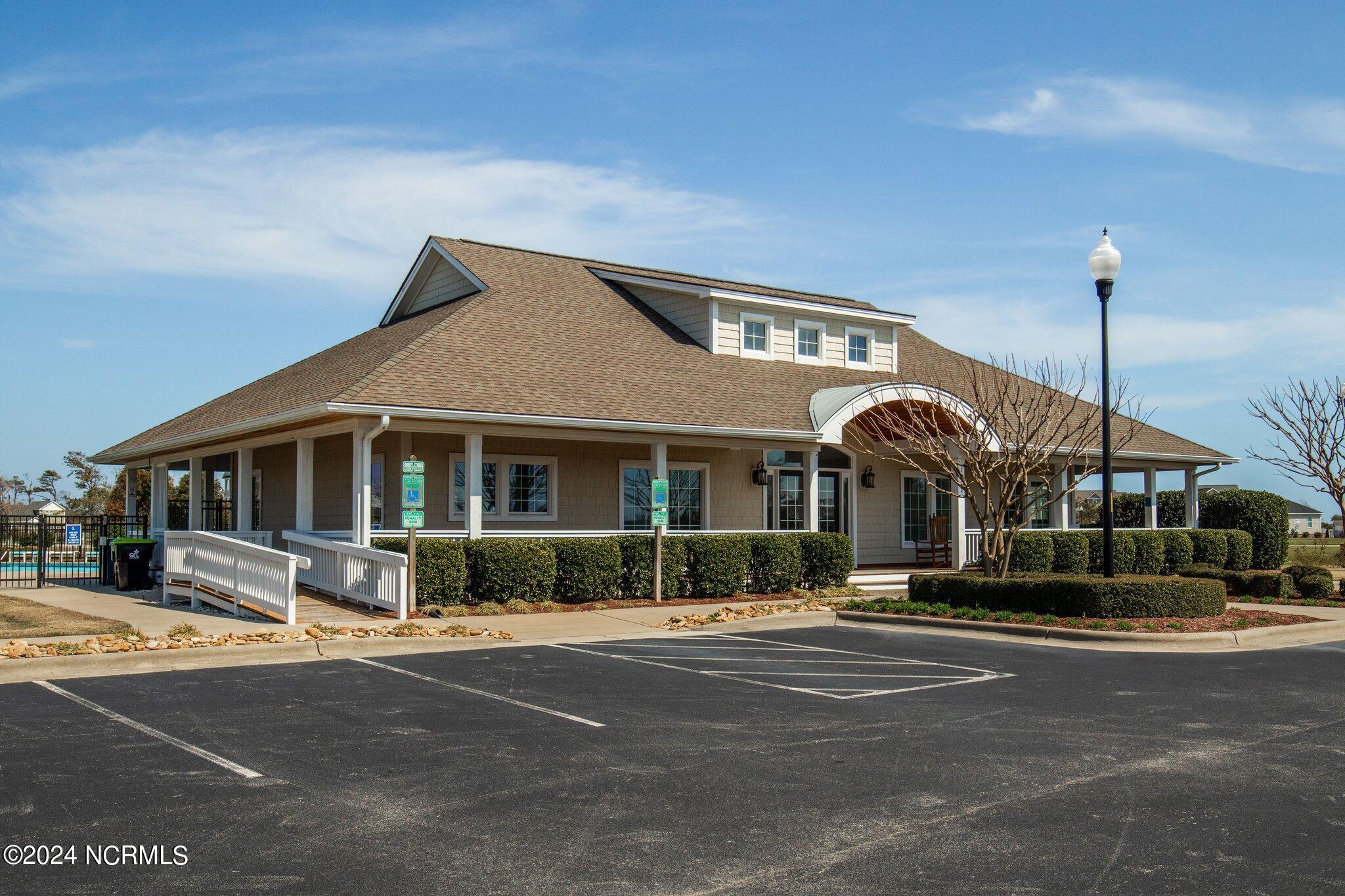 1304 Fathom Way Morehead City, NC 28557 - Photo 9 of 11 Clubhouse