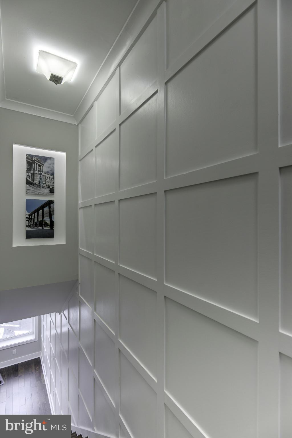 73 U Street Northwest, Unit 2 Washington, DC 20001 - Photo 17 of 30 Hallway Detail