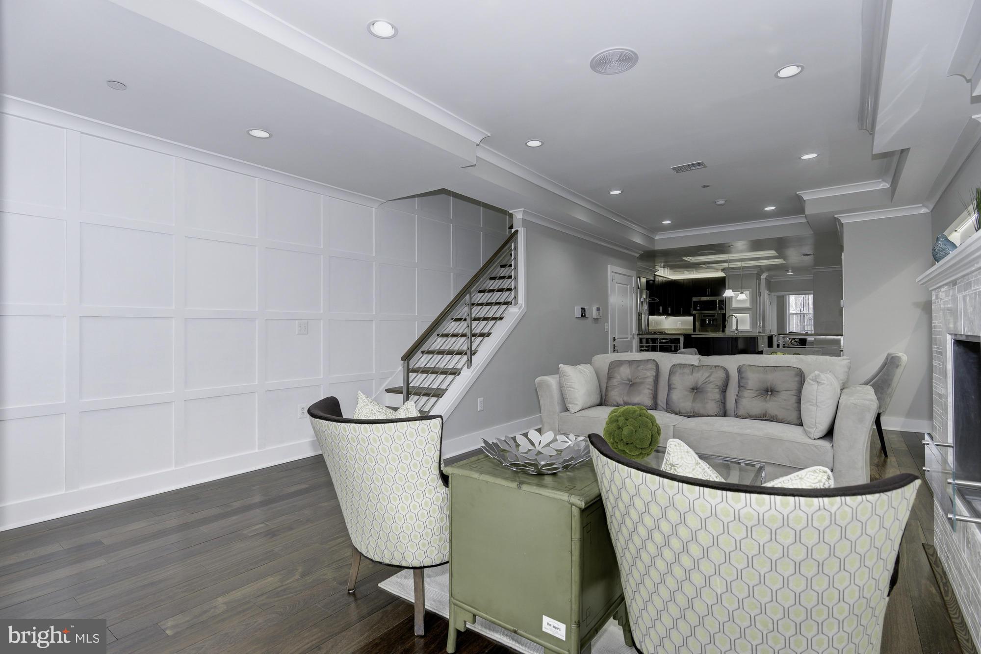 73 U Street Northwest, Unit 2 Washington, DC 20001 - Photo 5 of 30 Living Room