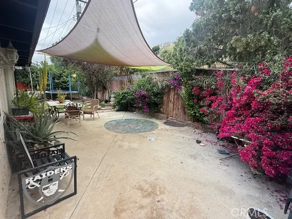 $735,000 | 27135 Cabrera Avenue, Saugus, CA 91350