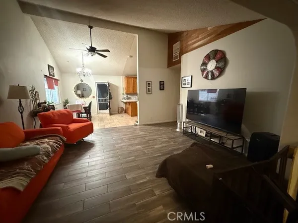 $735,000 | 27135 Cabrera Avenue, Saugus, CA 91350