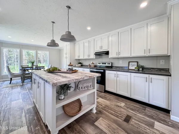 $214,900 | 108 Brumley Lane, Mize, MS 39116