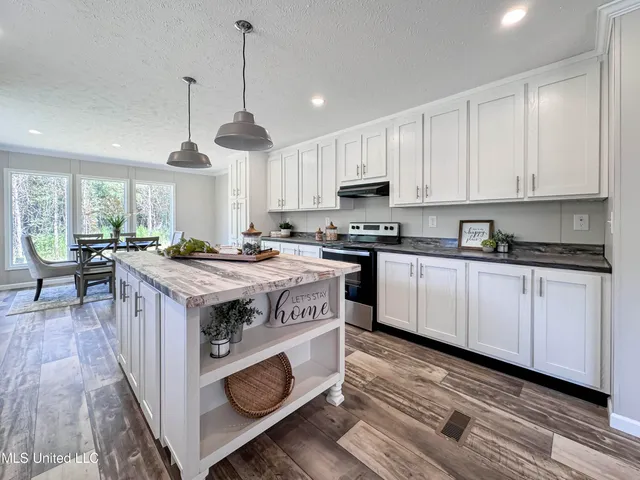 $214,900 | 108 Brumley Lane, Mize, MS 39116