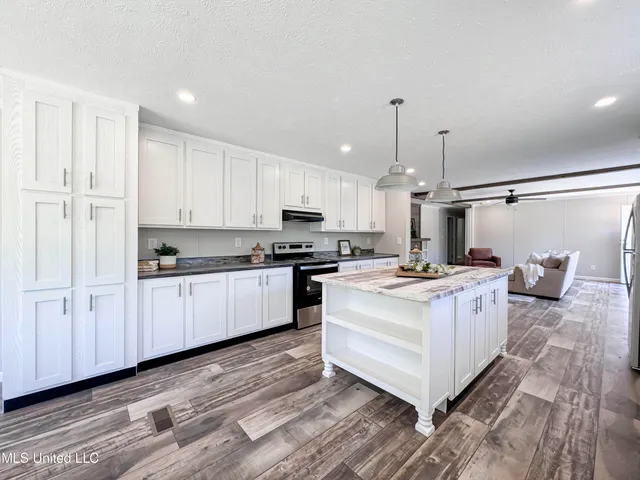 $214,900 | 108 Brumley Lane, Mize, MS 39116