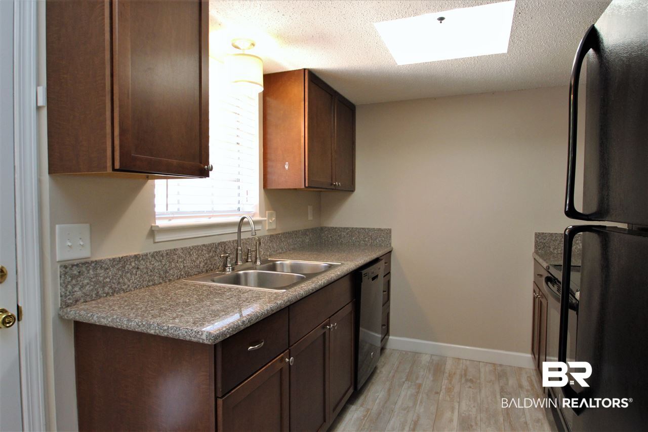 110 Du Rhu Drive, Unit 110B Mobile, AL 36608 - Photo 6 of 23