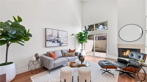 $1,099,000 | 8 Evening Breeze, Irvine, CA 92603