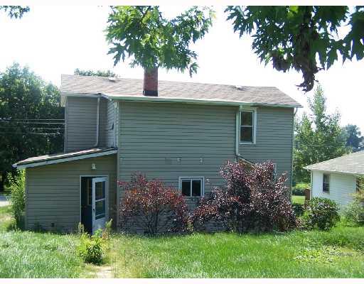 981 & Rt 130 Pleasant Unity, PA 15676 - Photo 2 of 2 Exterior Back.