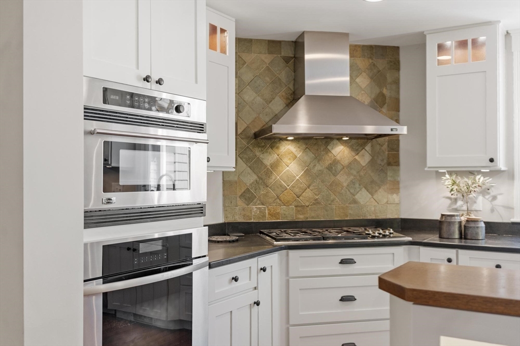 16 Hastings Road Lexington, MA 02421 - Photo 15 of 40