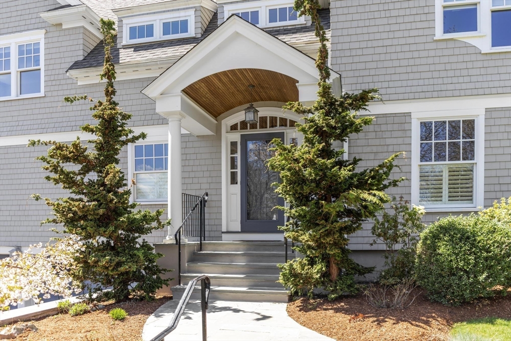 16 Hastings Road Lexington, MA 02421 - Photo 3 of 40