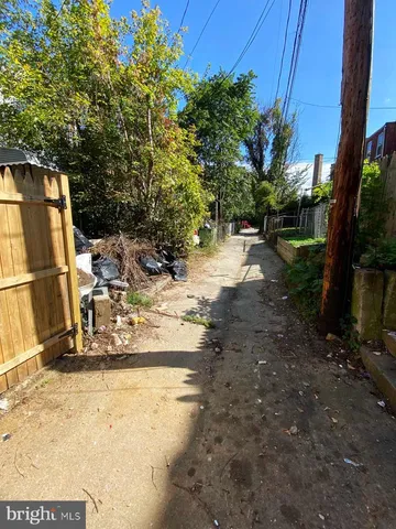 $1,495 | 3015 Rayner Avenue, Baltimore, MD 21216