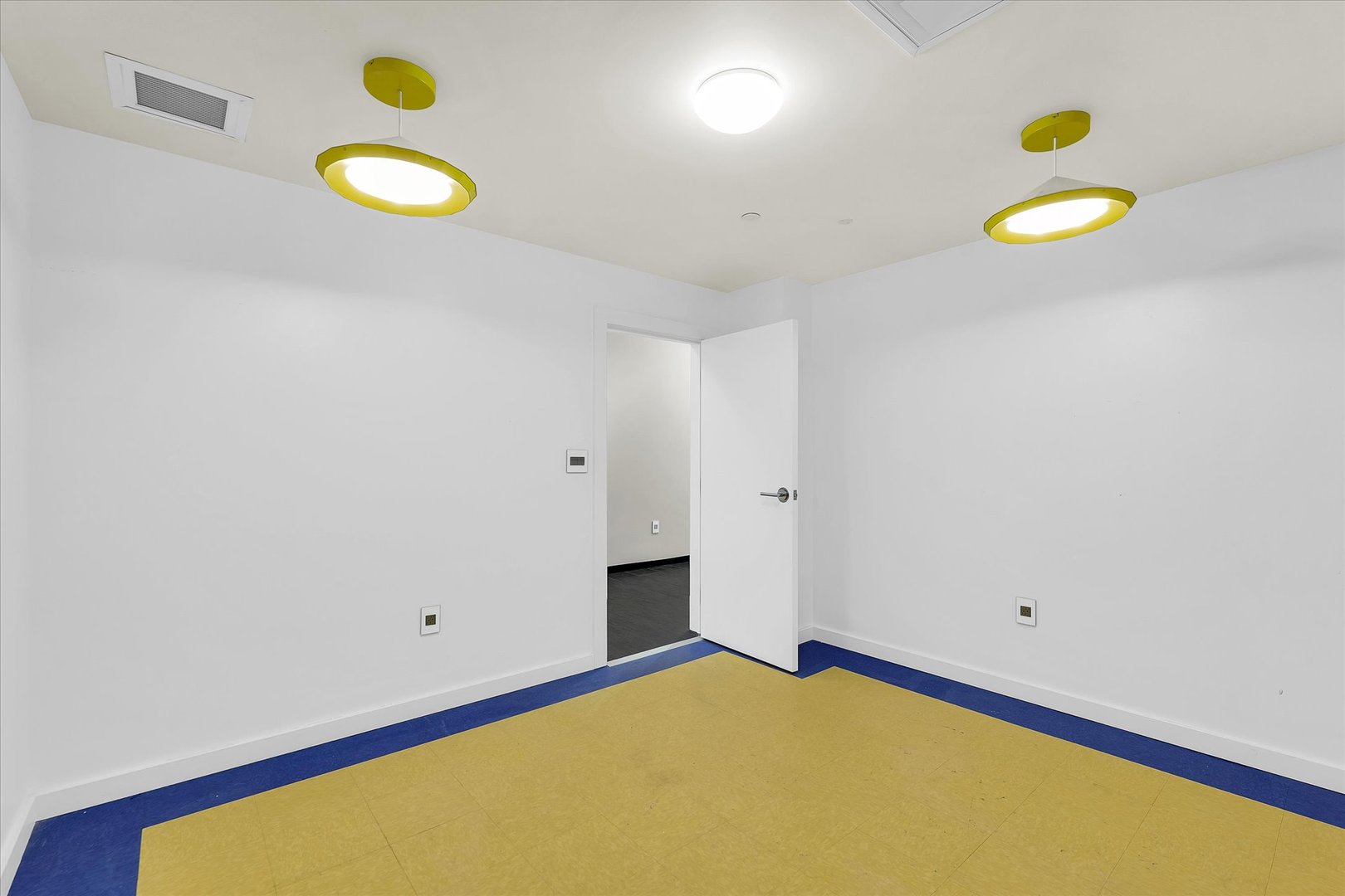 301 North Neil Street, Unit 808809 Champaign, IL 61820 - Photo 24 of 73