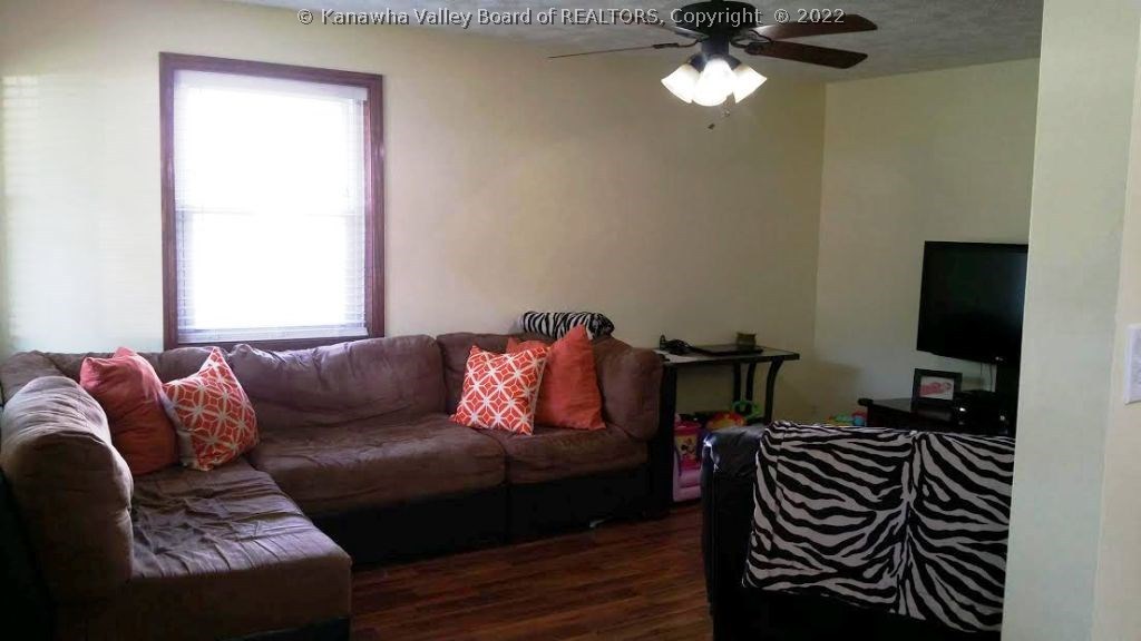 345 3rd Avenue Ripley, WV 25271 - Photo 4 of 21 Gallery Image 4