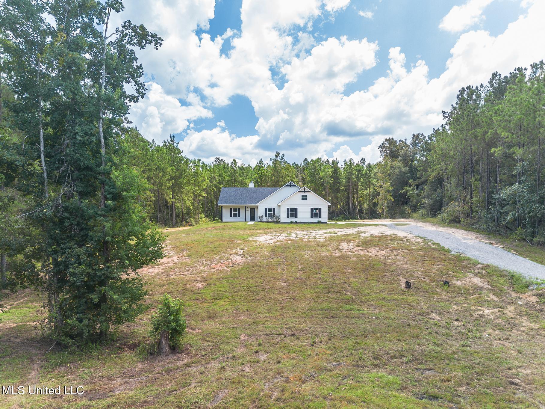 22052 Pine Haven Saucier, MS 39574 - Photo 20 of 21 Front